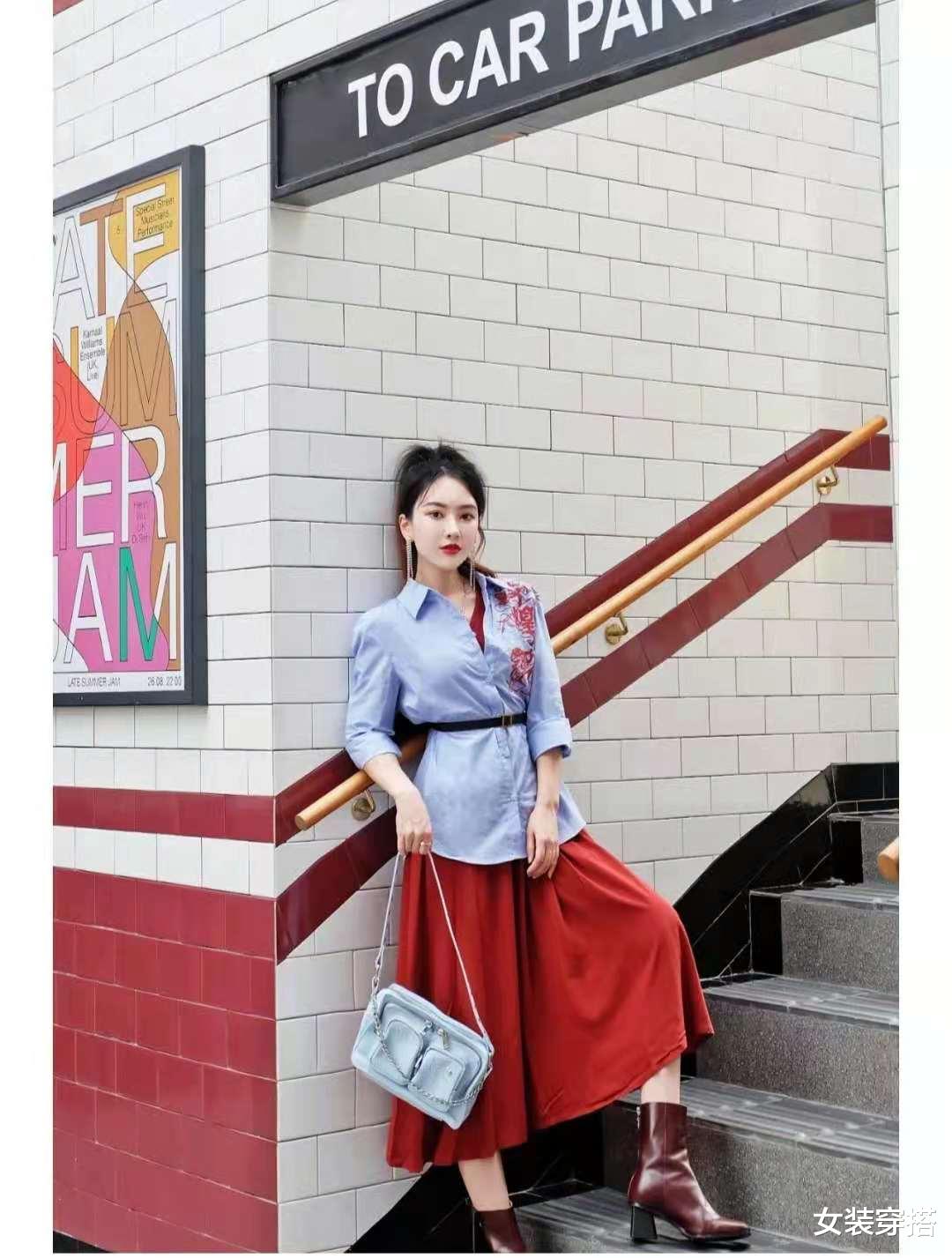 女装穿搭|早秋穿裙子怎么搭配上衣好看