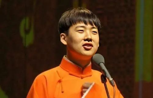 德云社|德云社老板娘庆生，众徒弟齐聚场面热闹，看到桌子上的菜我懵了