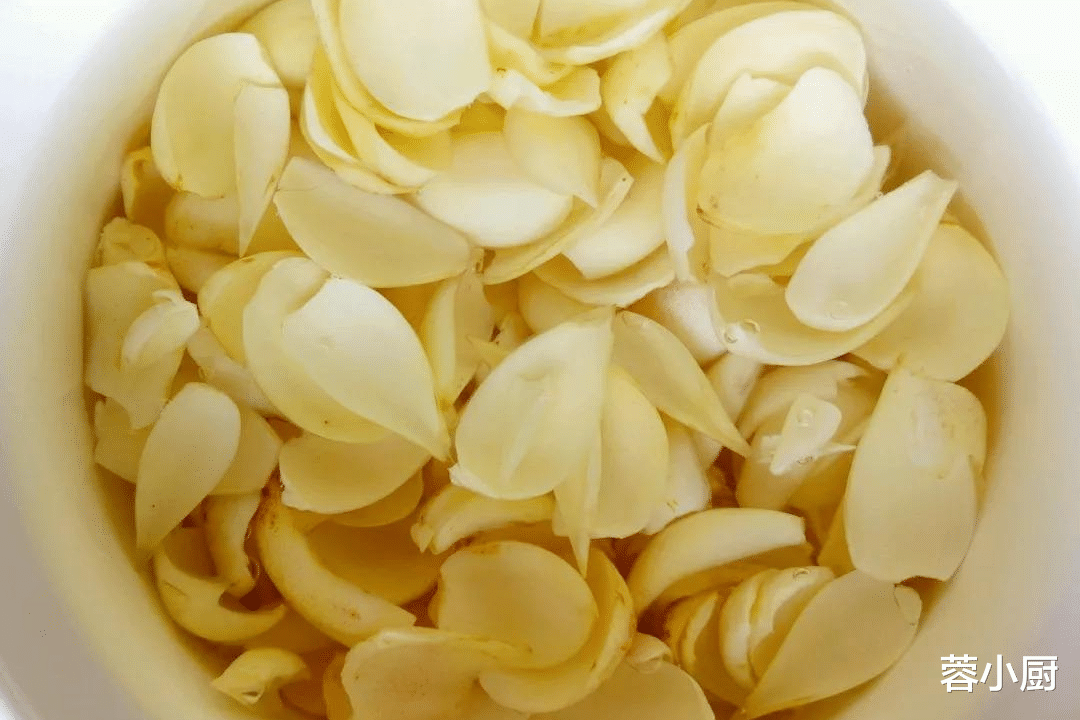 山楂|冬季肝火旺，推荐7种“败火”食物，清热解毒又泻火，轻松过寒冬