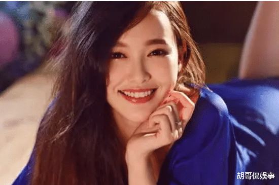 唐嫣|婚后鲜少露面的她，粉色西装亮相，被观众惊为天人！