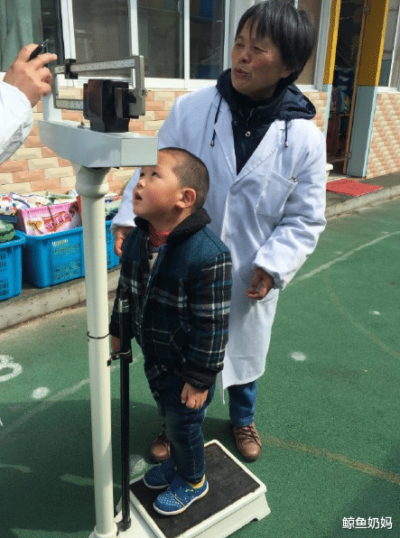 唇膏|有种“减肥”叫为了生娃，胖夫妻一年减重五百斤，网友：脱胎换骨