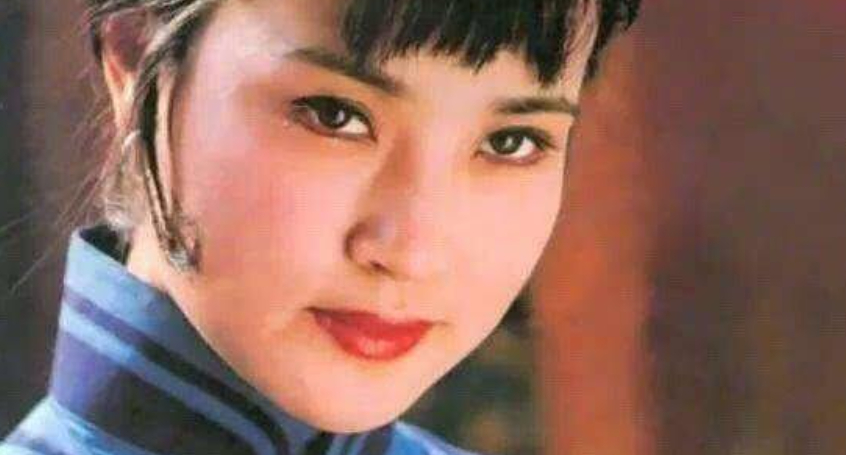 刘晓庆|她是国家一级演员，“四婚”没能生下一儿半女，65岁终于道出真相