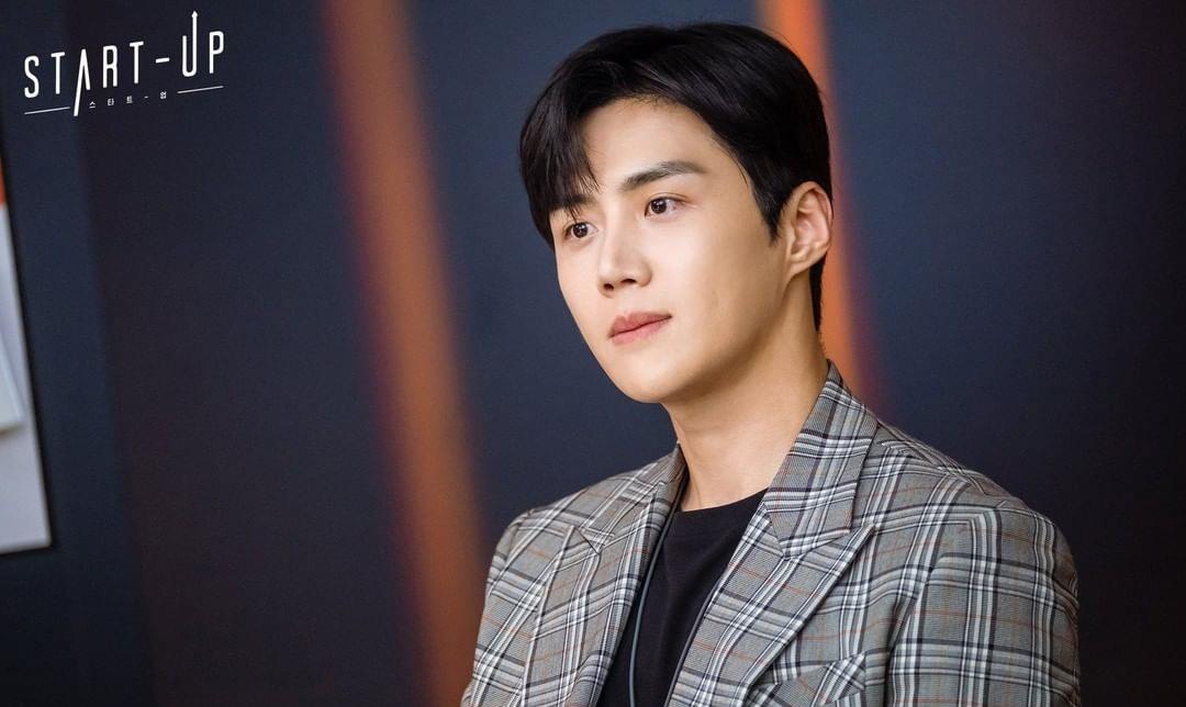 金宣虎|金宣虎暖男人设崩塌，5点了解他的演艺经历，前女友风波后续懒人包一次看！