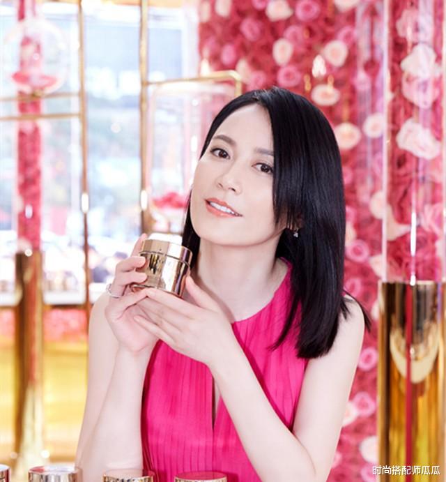 发型 懂“发型”的中年女人不显老！这3种“减龄发型”，洋气还好打理