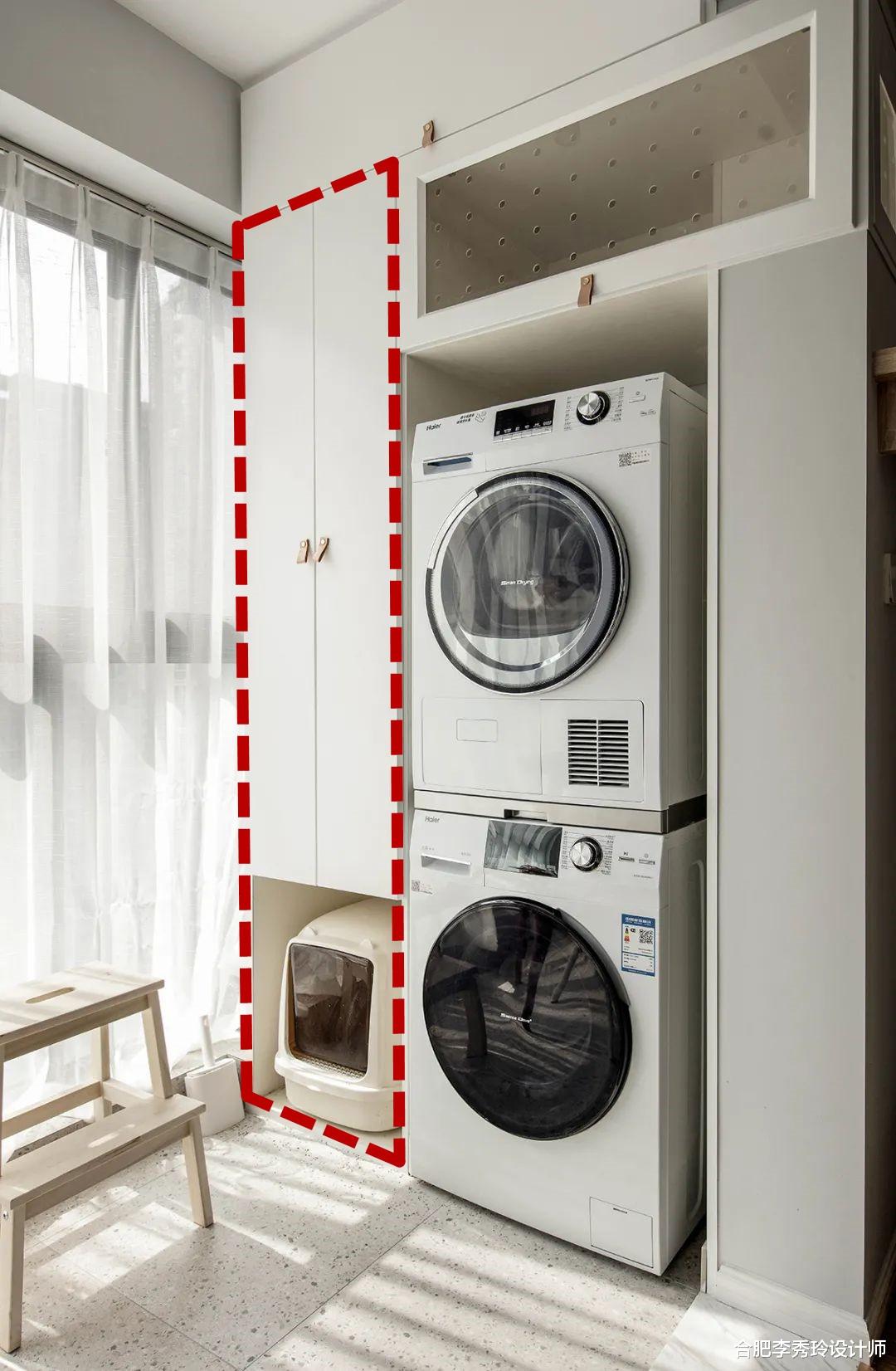 阳台装修的正确选择，打个家政柜塞洗衣机藏杂物，日后收纳不后悔