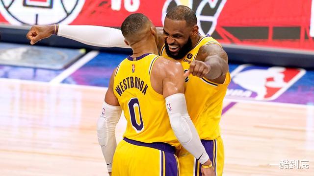 全紅嬋|重磅！隨隊(duì)記者：在濃眉哥倒下后，湖人已經(jīng)嘗試交易魔術(shù)的班巴