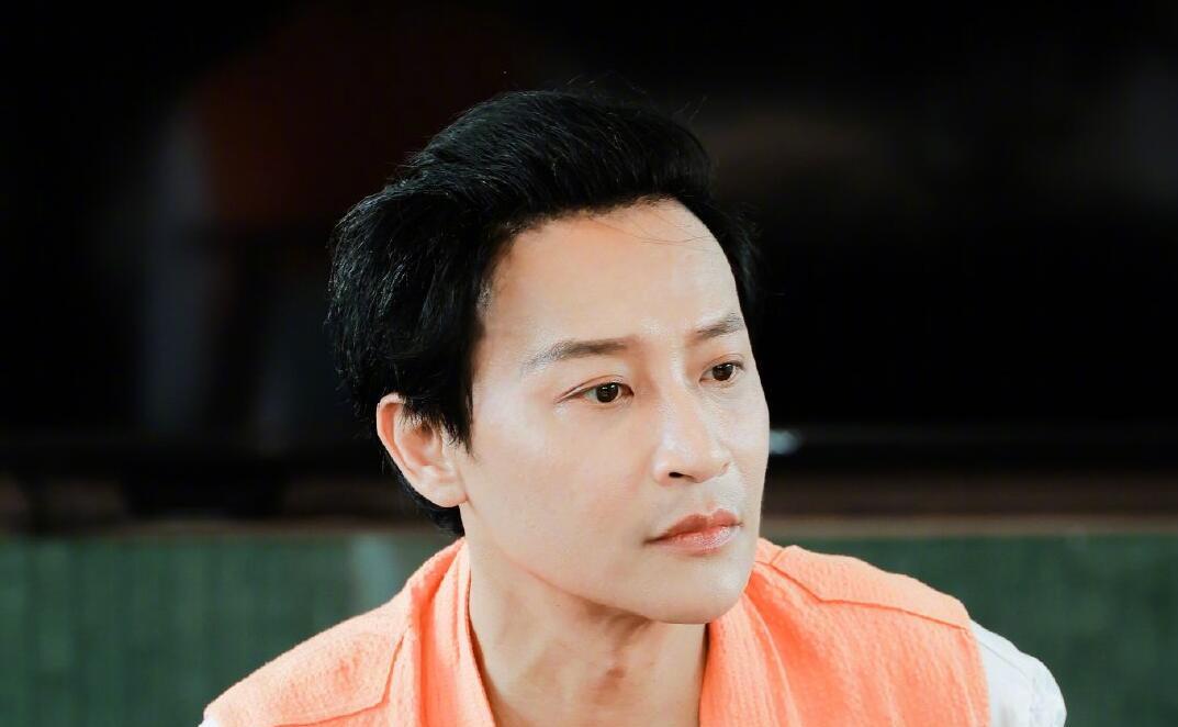 奶球妈咪聊|陈志朋的“真实”让人尴尬,成年人社交的“真实”让陈志朋尴尬