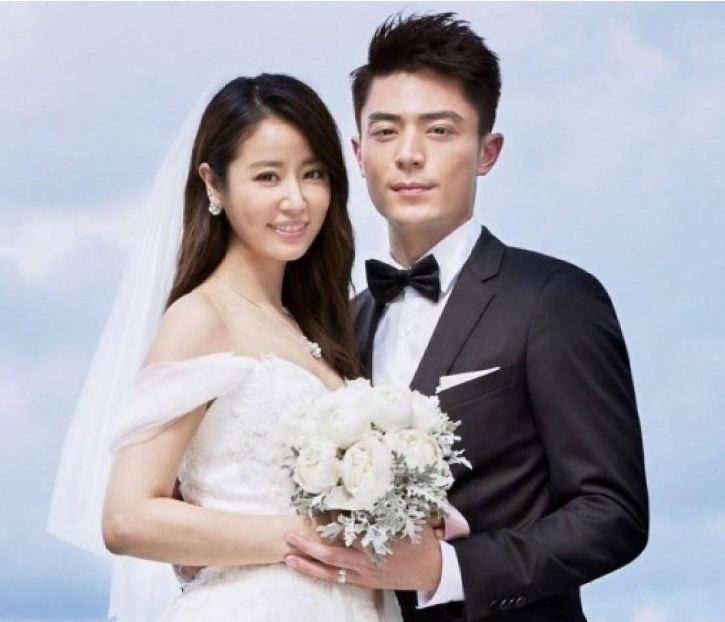 霍建华|有种“反差”叫霍建华结婚，妻子林心如依旧漂亮，可他却判若两人