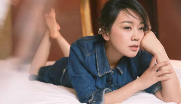 闫妮|50岁闫妮谈婚姻：我火了，却收到他的离婚协议书