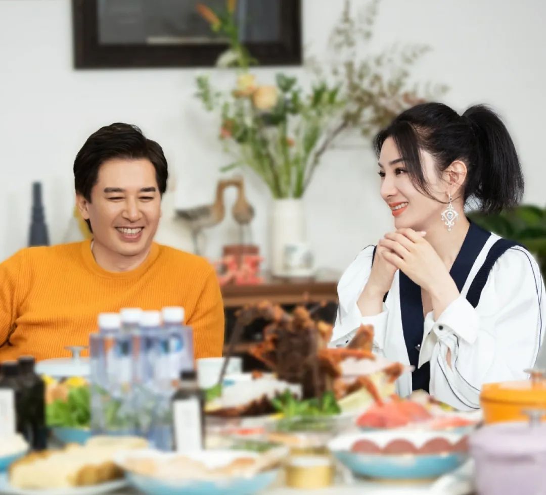 黄奕|黄奕8岁女儿懂事的让人心疼！第一次见崔伟，做的这事让人意外