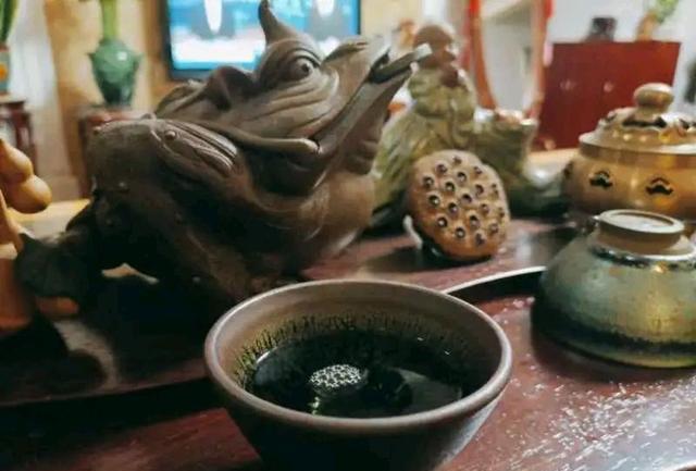 骨质疏松|这样的“毒茶”不能再喝了，警惕起来，赶紧纠正！可别再喝错了