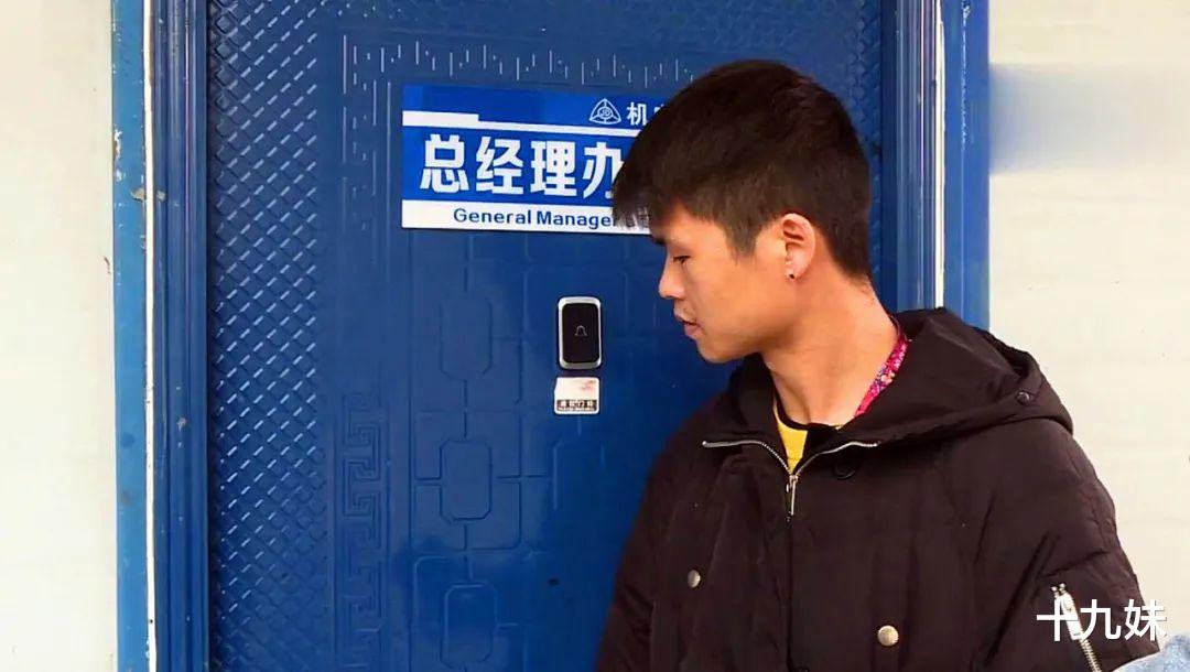 教练|小伙到驾校入职当教练，说好了6000无责任底薪，结果却倒贴一万多