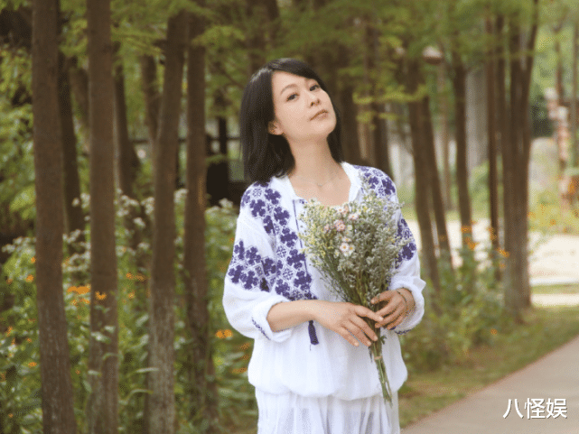 刘若英|钟小江庆与刘若英结婚十周年,晒老婆美照深情表白:谢谢包容