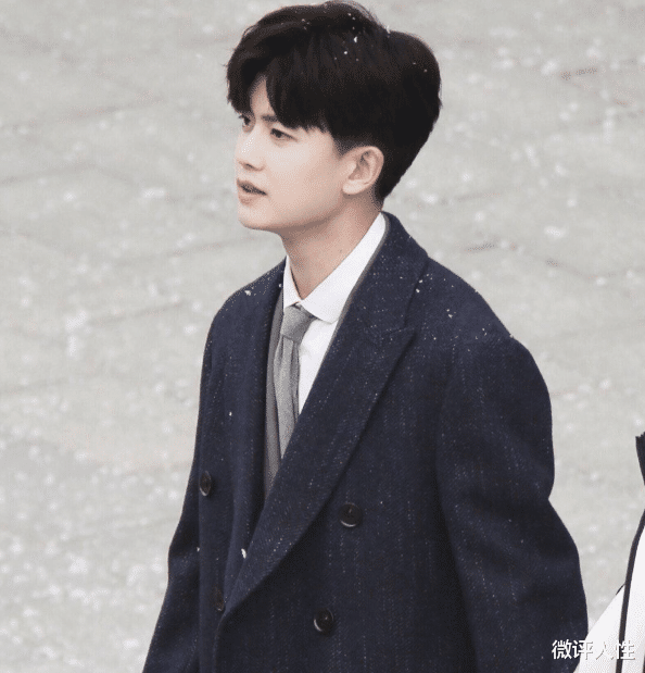 周生如故|“男土女丑”，上线首日热度远超《周生如故》，该剧凭啥如此豪横