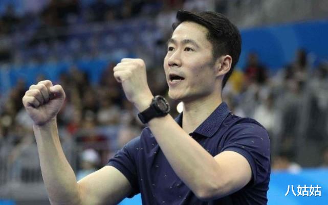 王励勤|国乒男神王励勤，被福原爱单恋，与赵薇相恋3年无疾而终，娶“黑粉”为妻，如今过得怎样了