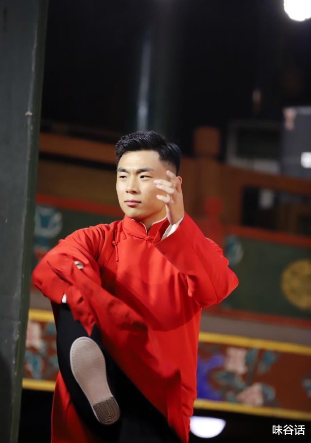 张九南|德云社张九南三里屯演出，砸挂自己近况，最近被人害的事多了