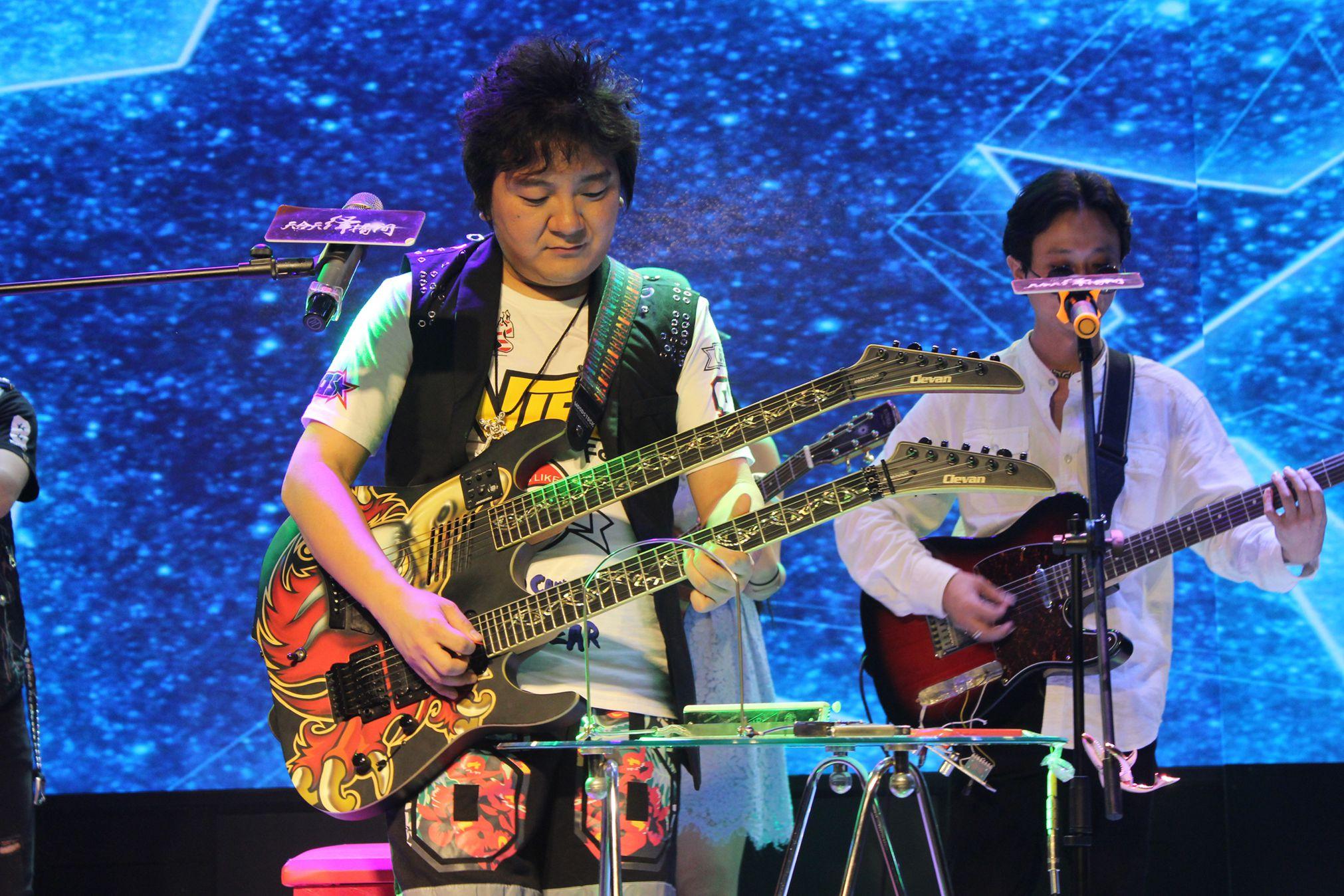 娱乐圈|靠一首歌赚了两亿，走红后却选择退出娱乐圈，如今开660万的豪车