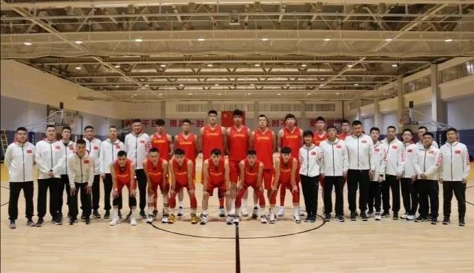 中國男籃|中國男籃好消息！亞預賽全部取消，杜鋒領銜國手可以安心度假了