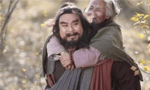 李逵|黑旋风李逵的结局：被人挑断手筋脚筋，掐着脖子像抓猪一样活捉