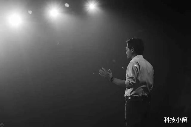 芯片|央视表扬，国产巨头发布系统芯片，外媒：白宫走了一步“臭棋”