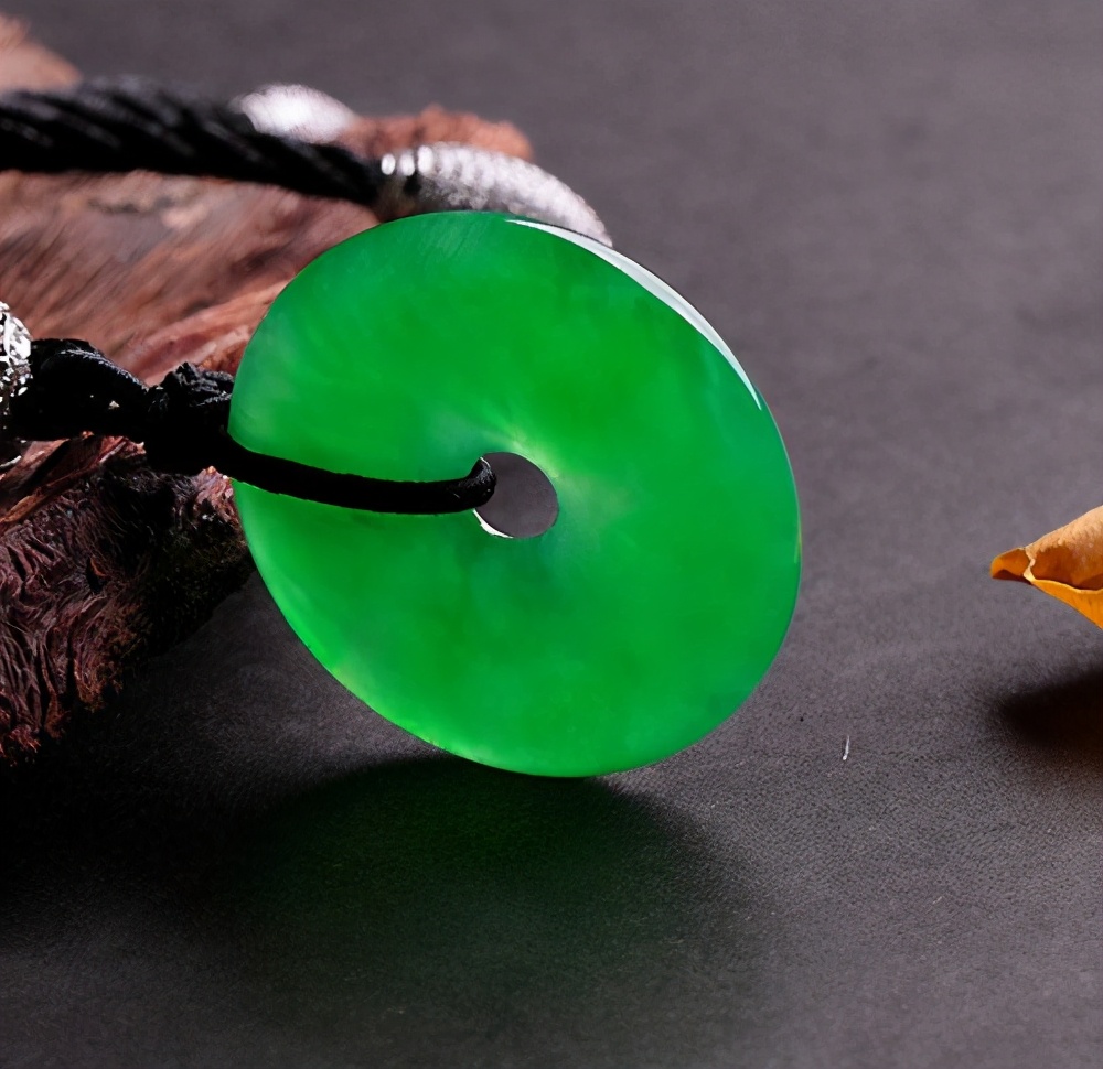 翡翠|最全的最美翡翠吊坠话语