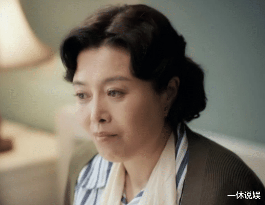 丁嘉丽|为爱流产多次，老戏骨丁嘉丽不敢回首的往事，比你想象的还荒唐