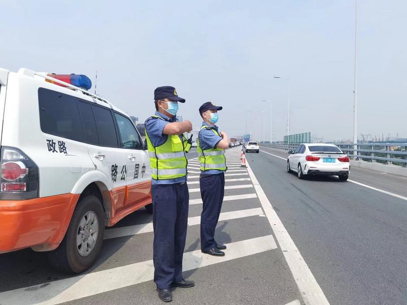羊城派 五一期间广东高速车流量4518万车次,单日峰值再创新高