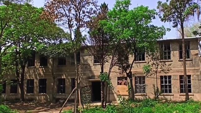 无风狂客 西安废弃的军工厂,“熊猫”牌手表风靡全国,如今改建成艺术区