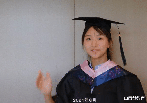 航天器 女大学生穿着宇航服找月球，登上热搜榜，意外发现她的生活太精彩