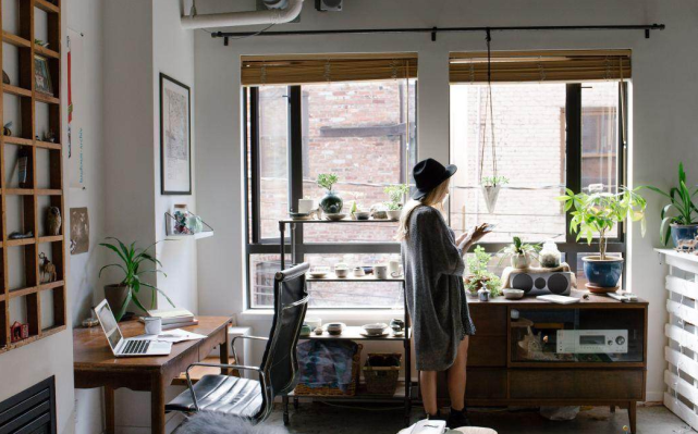 本科生|人到中年失业后，选择这三份就业前景好的工作，前途也会越来越好