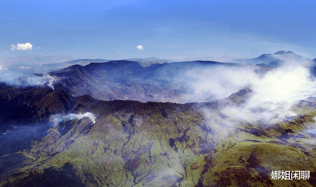 火山 每60万年爆发一次，黄石超级火山已进入喷发期？人类要怎么应对？