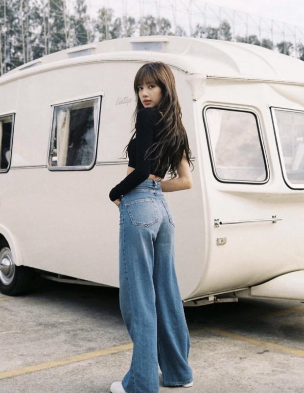 穿搭小可爱|Lisa不愧是“人间芭比”，私服穿搭可盐可甜，跟着lisa学起来！