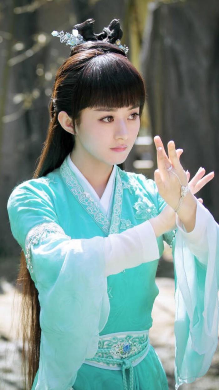 古装剧|女明星古装剧最难驾驭的发型，齐刘海一骑绝尘