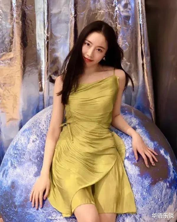 陈萍萍|舆论持续反转，霍尊的臭VS陈露的恶，最终的正义属于谁？