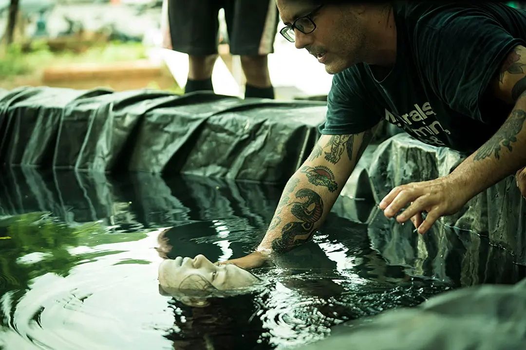 灵媒|号称2021亚洲4大恐怖片之一的《南巫》，其实比《灵媒》更拉跨？