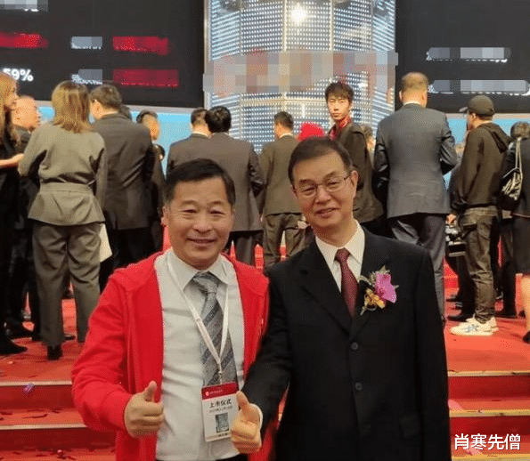 求伯君|他曾2000元卖系统，拒绝70万美金年薪，为争一口气和微软斗了十年