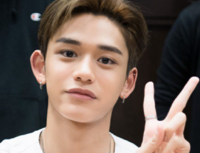 周杰伦|黄旭熙晒手写信公开道歉！承认曾约女生开房，将中断一切演艺工作