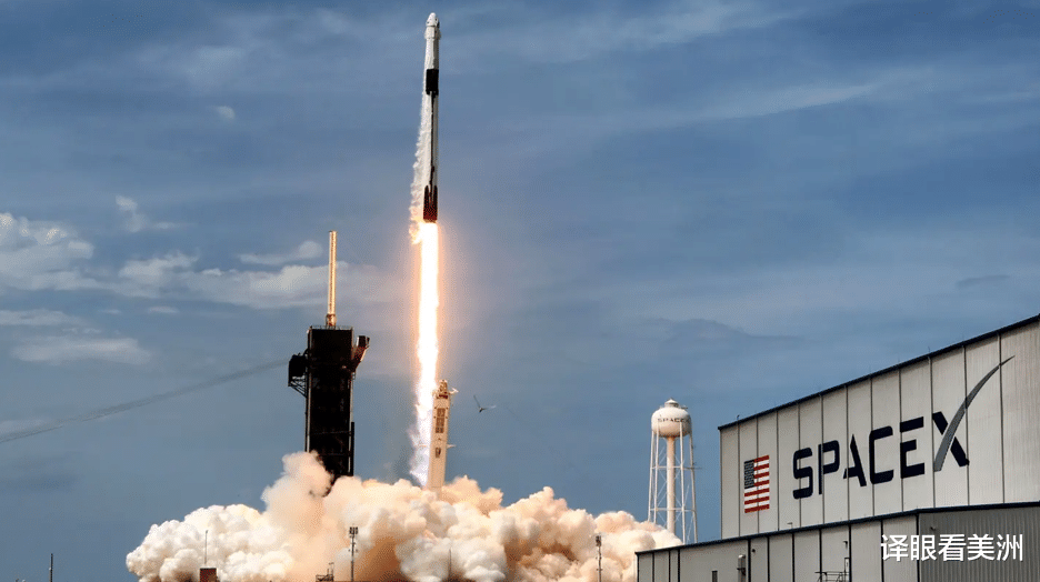 四名国际宇航员将乘马斯克的SpaceX飞船回地球,没想到太空舱厕所故障只能穿尿不湿