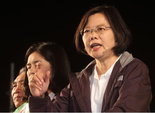 称被中国欺骗了50年,美欲为“台独”势力撑腰?中方做好最坏打算
