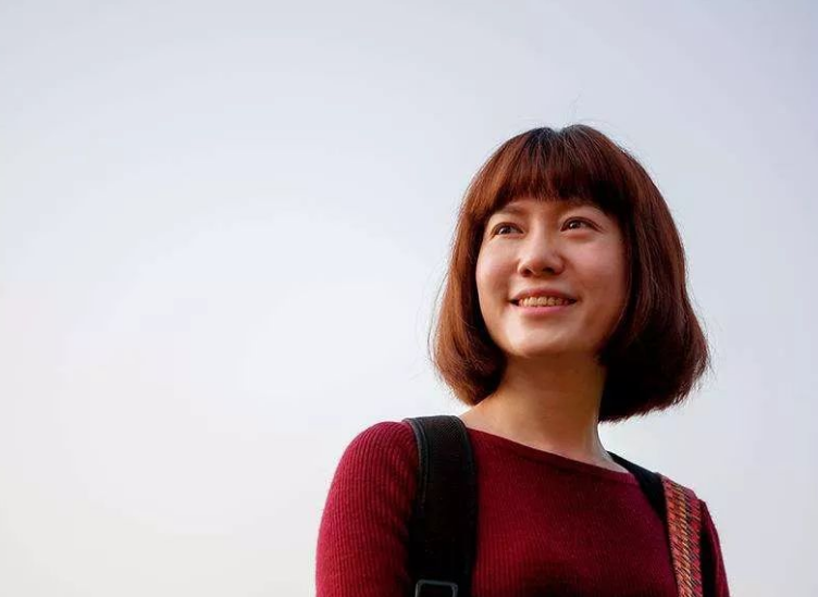 杨振宁|杨振宁与翁帆相差54岁的爱恋：家中藏有爱之椅，能爱一天是一天