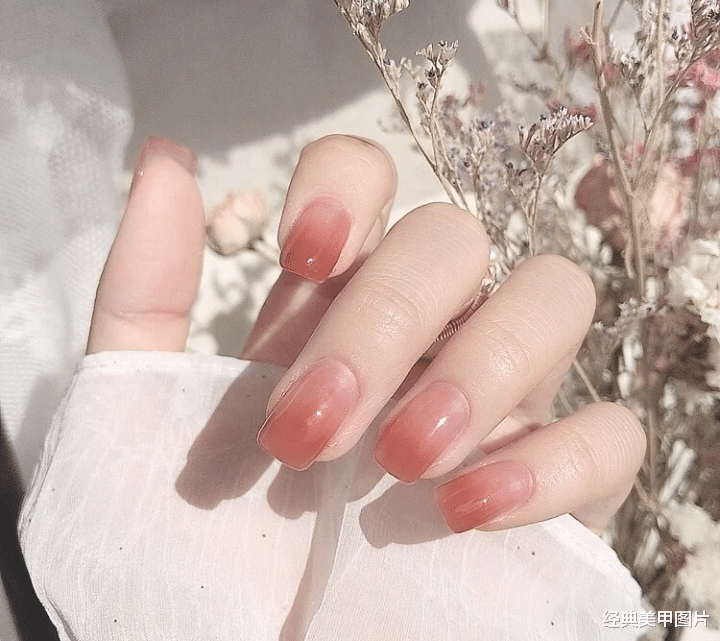 美甲|气质百变的晕染美甲，可盐可甜，做过的集美们都说好