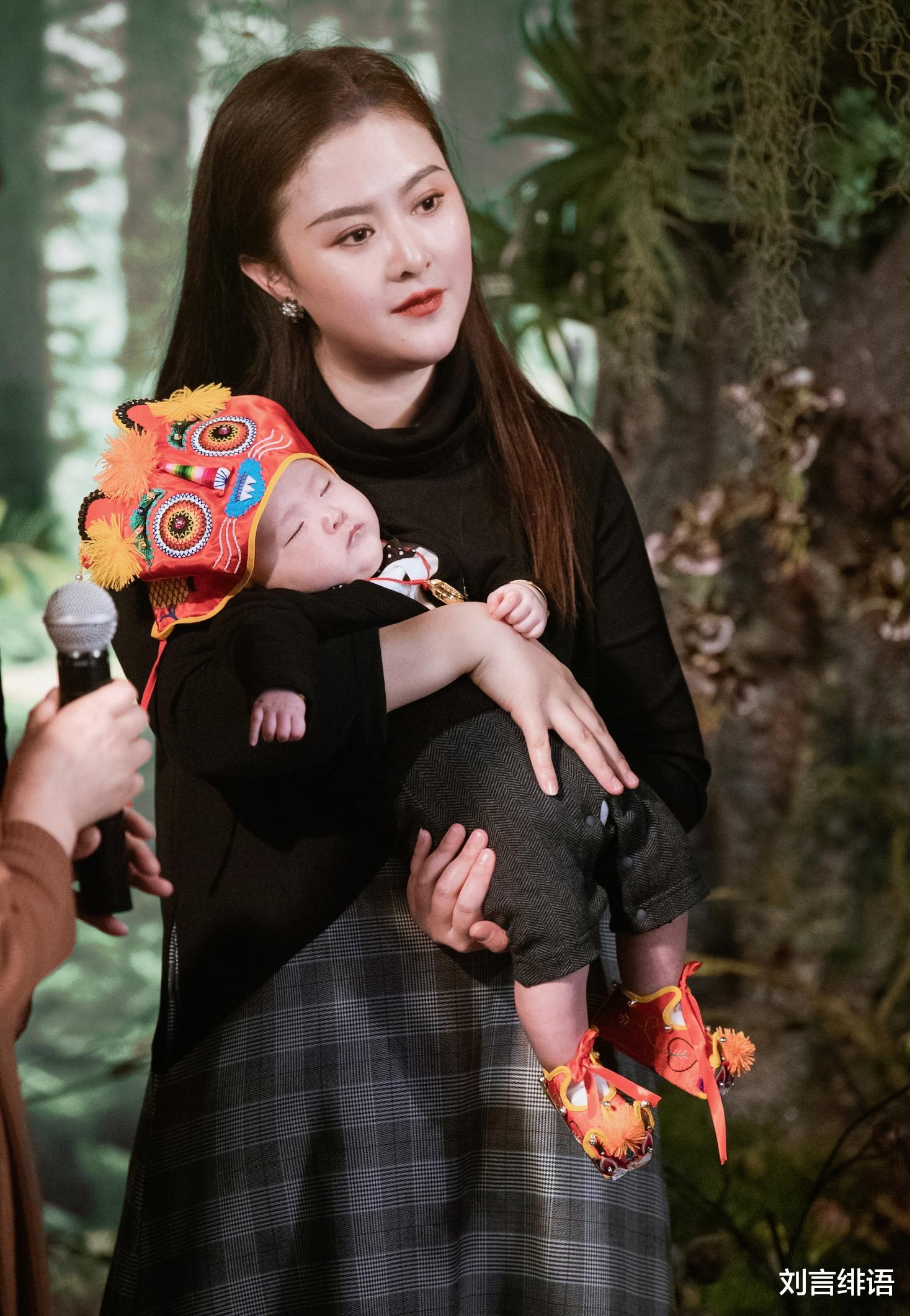 沈腾|沈腾的美女老婆：相恋12年才成正果，被“逼”的婚姻也可以幸福