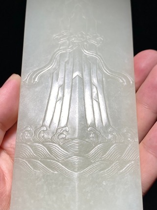 和田玉籽料|清 和田玉籽料 白玉 海水江崖 福云纹 玉圭