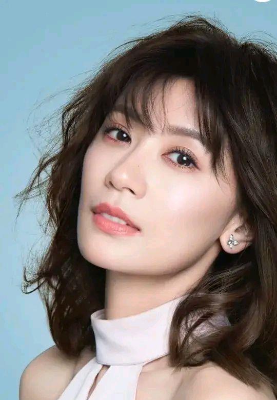 罗晋|贾静雯太敢说了？沈梦辰因结婚纪念日蛋糕上热搜？罗晋光头很帅？