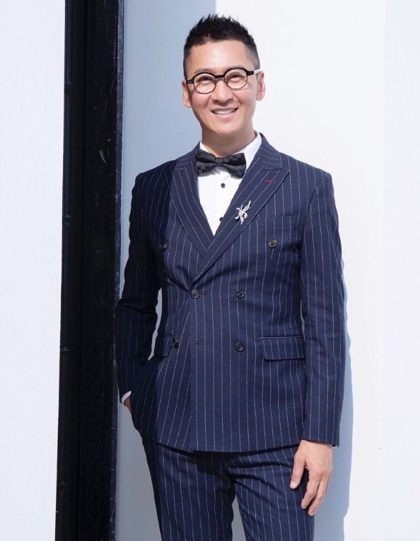 周杰|舌吻？渣男？坏人？周杰再发文回应指控：我认了，请问你还要怎样