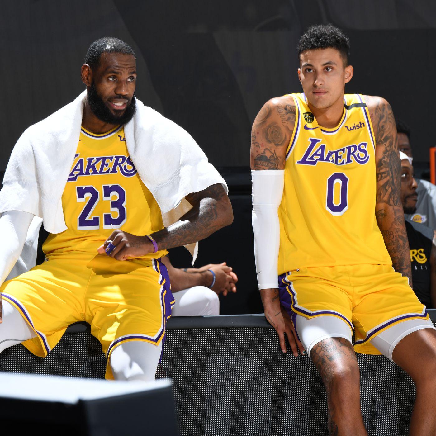 湖人队|湖人4名球员做筹码！詹眉喜迎第三巨头？这笔交易方案两队受益！