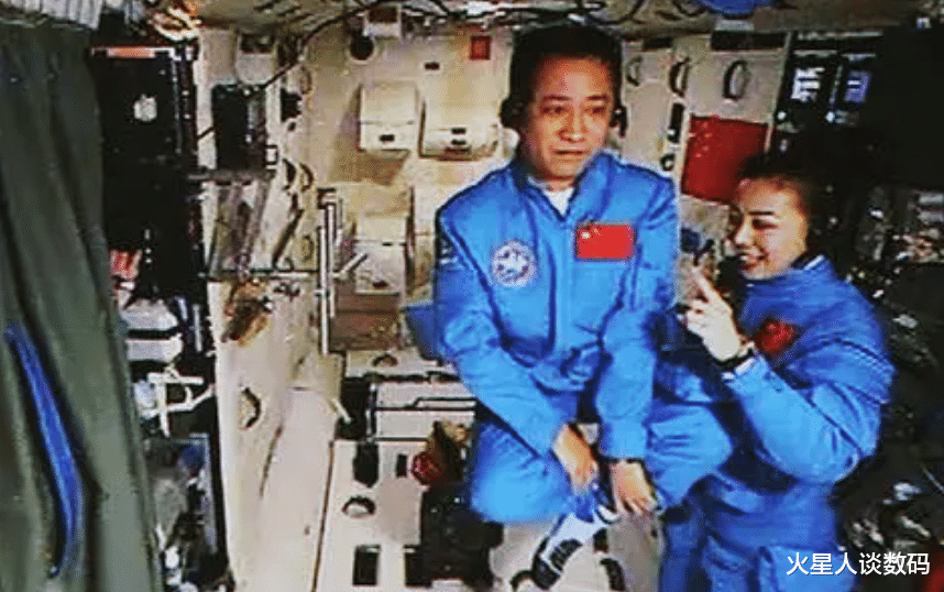 航天 聂海胜，十六年三次飞天，每八年傲游太空一次！