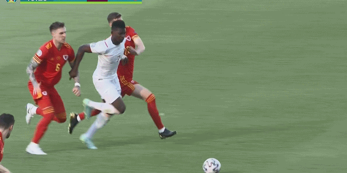 歐洲杯|9比18！歐洲杯黑馬搶1分，高中鋒救主，關(guān)鍵改判扼殺神奇換人