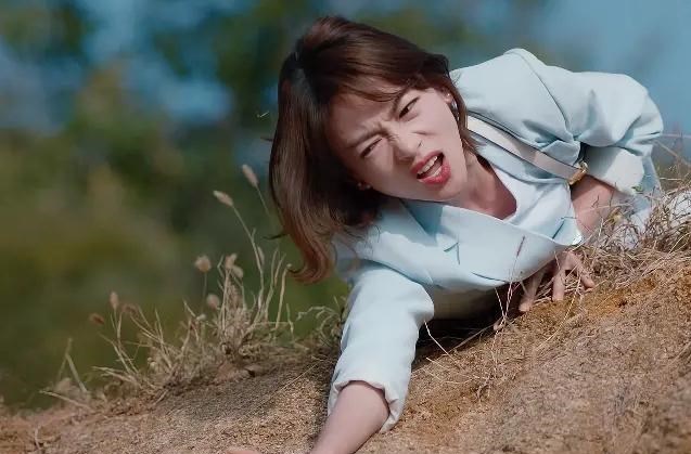 清浅微笑的我|脱水后的卫视剧收视率把年轻明星的遮羞布扯下来了！