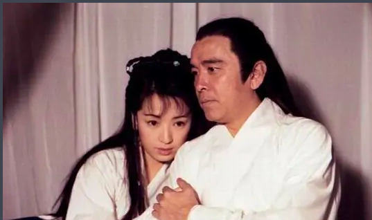 刘銮雄|91版《雪山飞狐》：?“村姑”一样的程灵素，却被龚慈恩演绎得惊为天人
